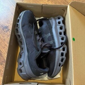 On Running Women's Athletic Shoes - Black and Gray